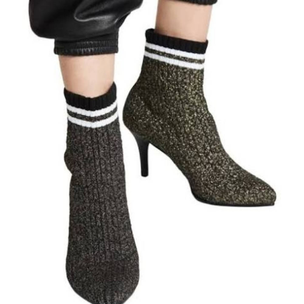 Stuart Weitzman Pointed toe Booties - Picture 3 of 8